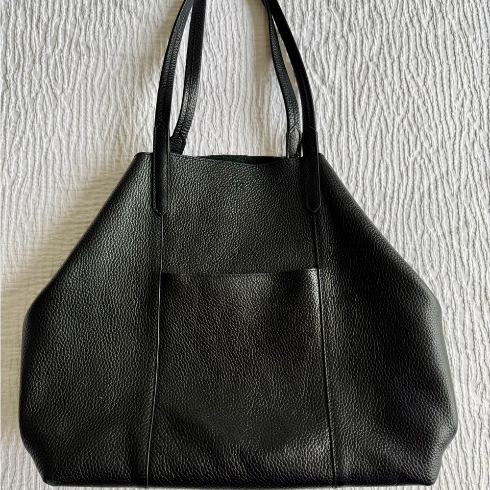 Banana Republic Black Pebbled Leather Tote Bag - Picture 5 of 11